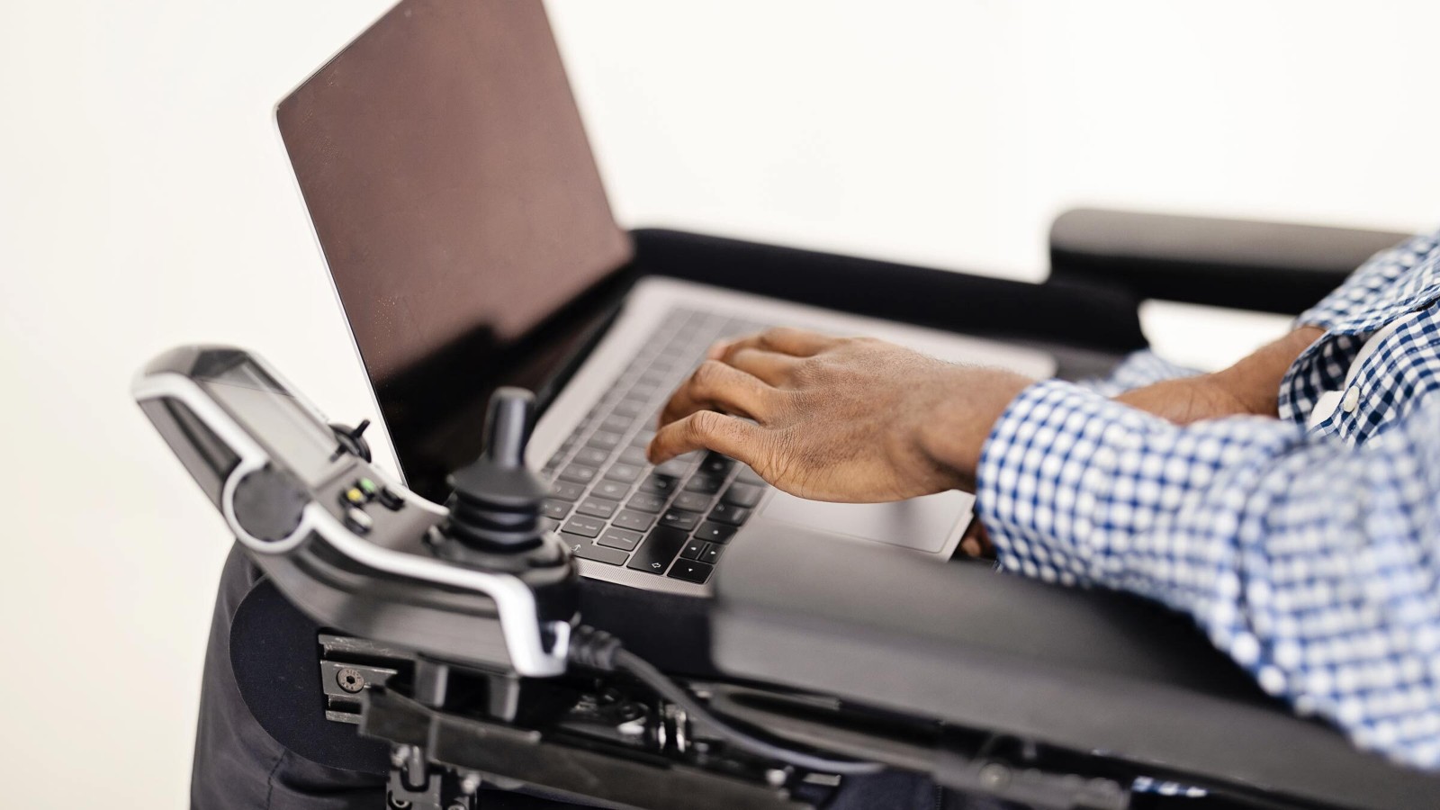 tecnologie assistive per persone sorde innovazioni moderne